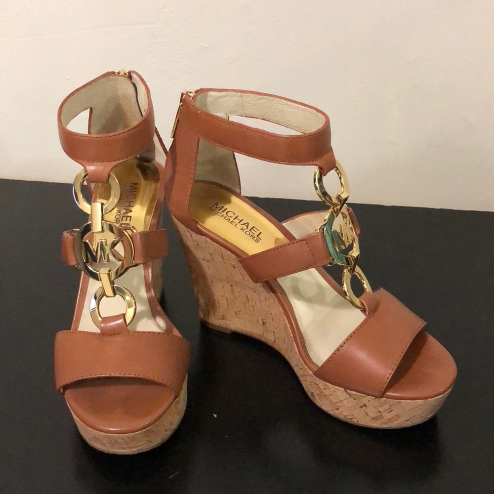 Michael Kors Wedges - Picture 3 of 4